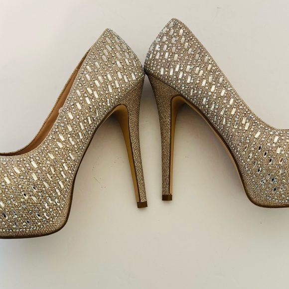 De Blossom Collection KINKO-178 Rhinestone Nude Sparkle Stiletto Pumps Size 9 - Picture 11 of 16